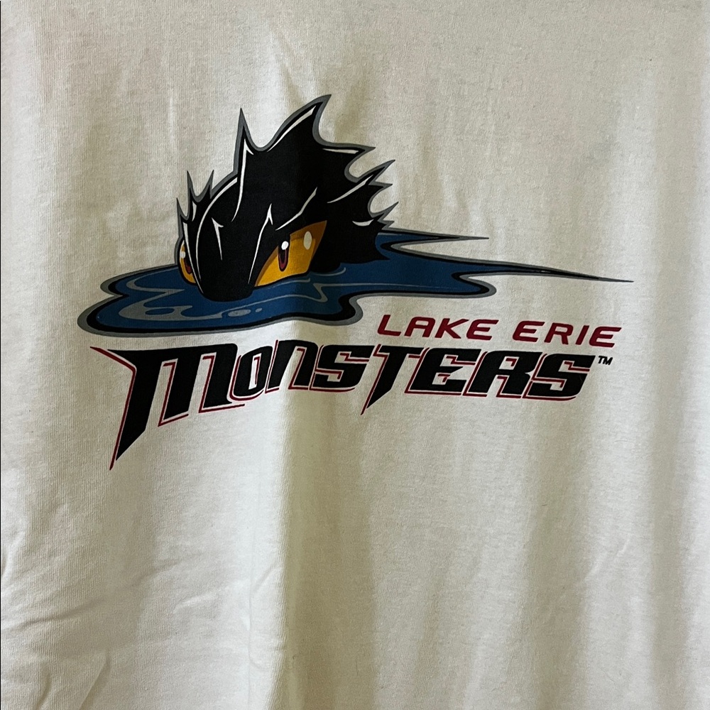Lake Erie Monsters/Molson Canadian T-shirt Size M